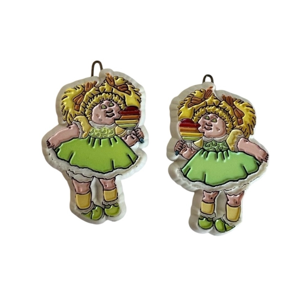 Vintage 1983 Cabbage Patch Kid pair of barrettes
